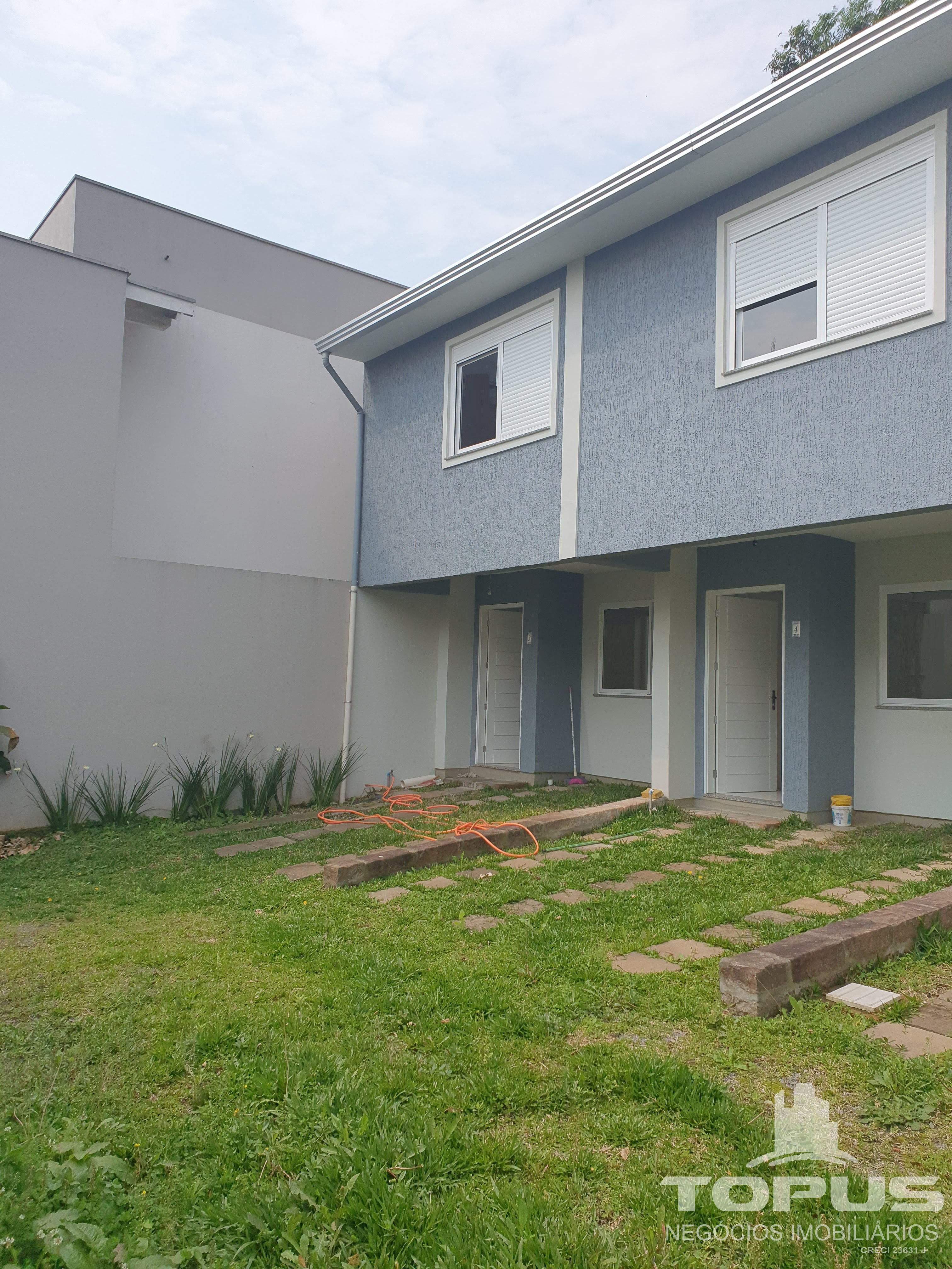 Sobrado 2 quartos  no bairro CHARQUEADAS em CAXIAS DO SUL