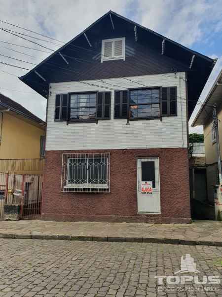 Casa P.Terrea 3 quartos  no bairro PIO X em CAXIAS DO SUL