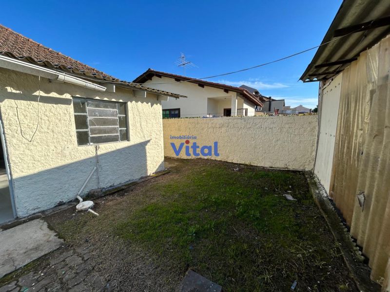 Casa 2D  no bairro FATIMA em CANOAS