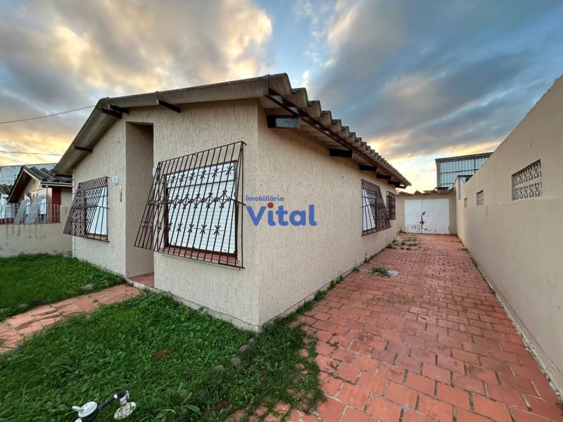 Casa 3D  no bairro FATIMA em CANOAS