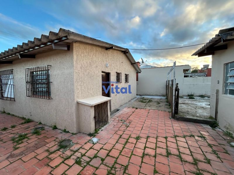 Casa 3D  no bairro FATIMA em CANOAS