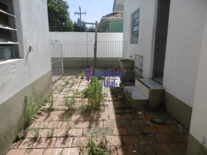 Casa 2D  no bairro FATIMA em CANOAS