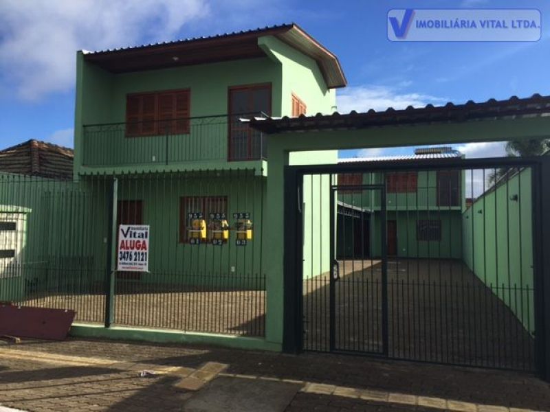 Casa 2D  no bairro RIO BRANCO em CANOAS