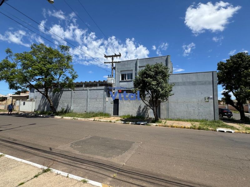 Pavilhão no bairro RIO BRANCO em CANOAS