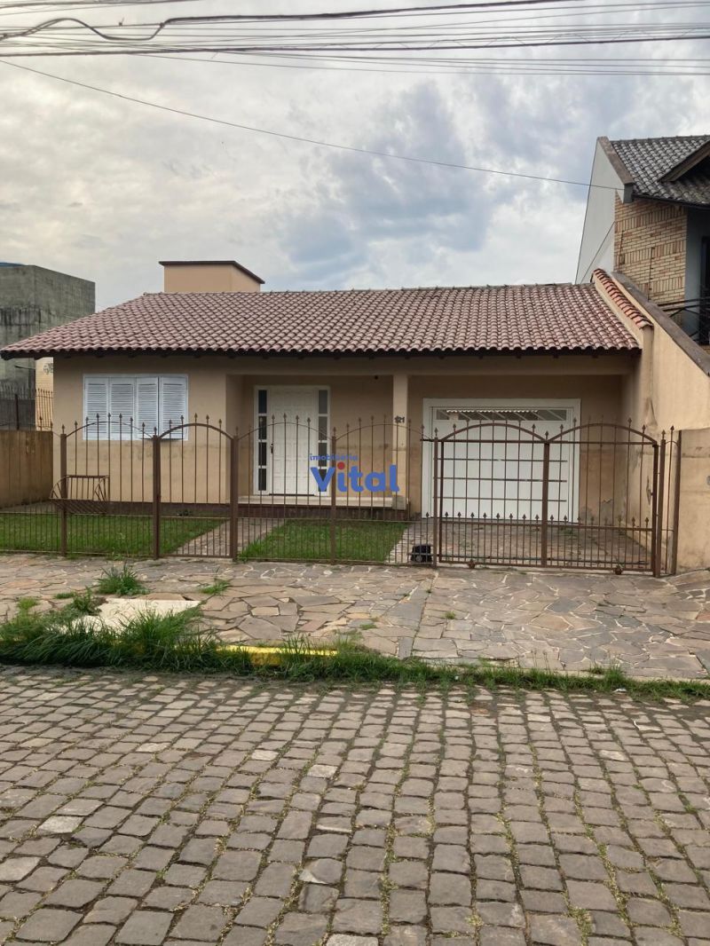 Casa 2 Quartos e  1 Suíte no bairro FATIMA em CANOAS