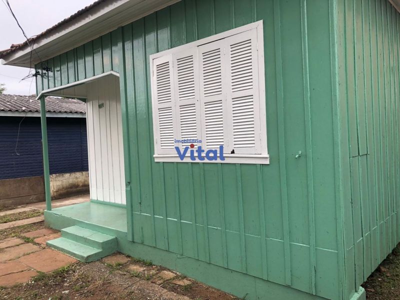 Casa 2D  no bairro FATIMA em CANOAS