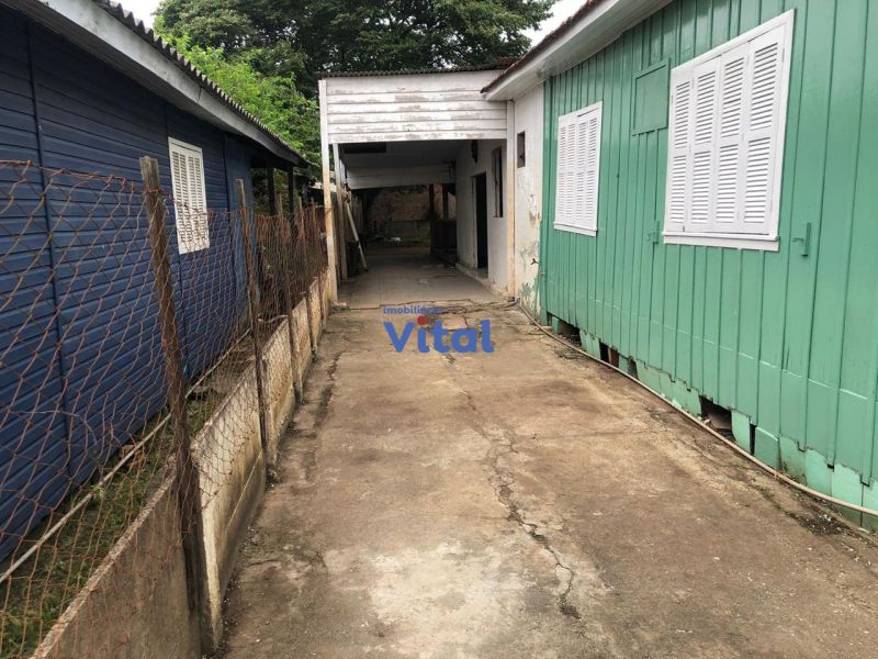 Casa 2D  no bairro FATIMA em CANOAS