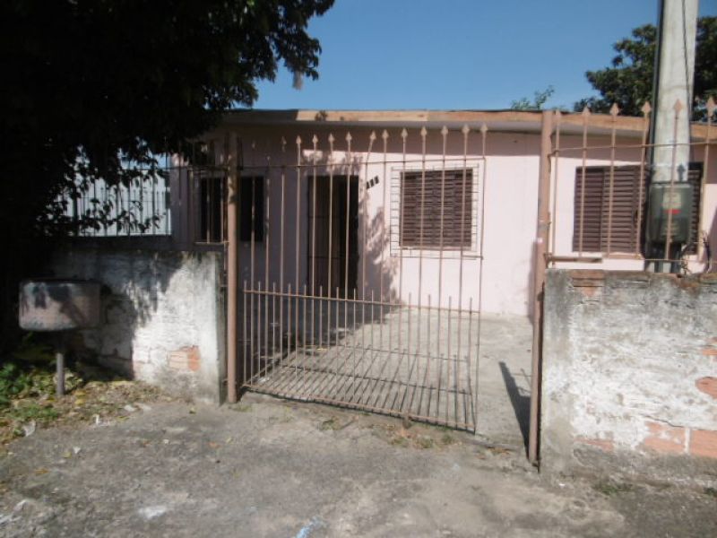 Casa 2D  no bairro RIO BRANCO em CANOAS