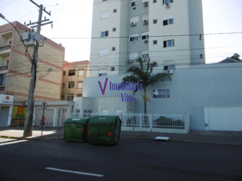 Apartamento 1D  no bairro CENTRO em CANOAS