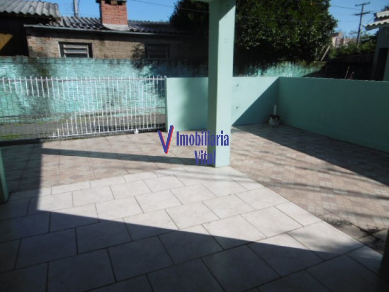 Casa 2D  no bairro FATIMA em CANOAS