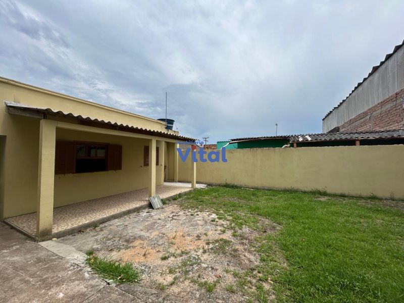 Casa 2D  no bairro FATIMA em CANOAS