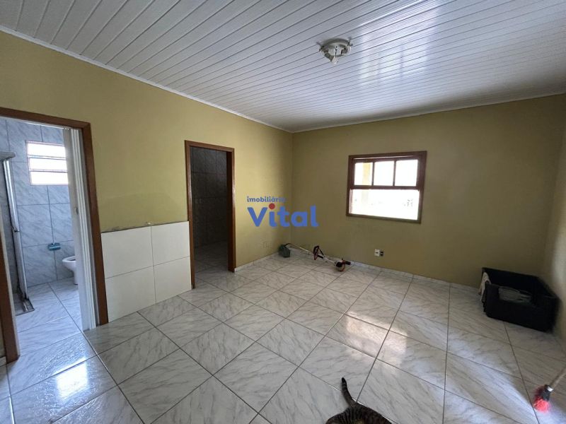 Casa 2D  no bairro FATIMA em CANOAS