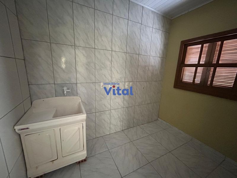 Casa 2D  no bairro FATIMA em CANOAS