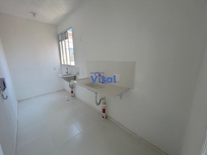 Apartamento 2D  no bairro FATIMA em CANOAS