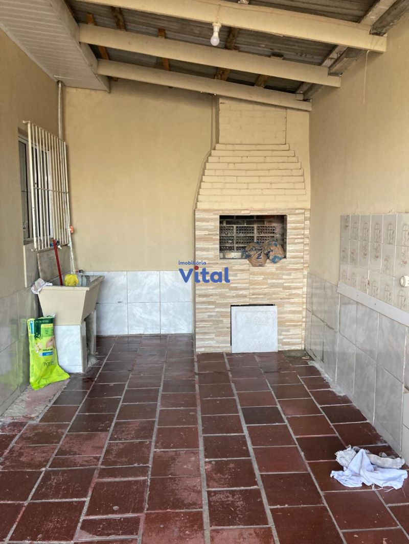 Casa 2D  no bairro FÁTIMA em CANOAS