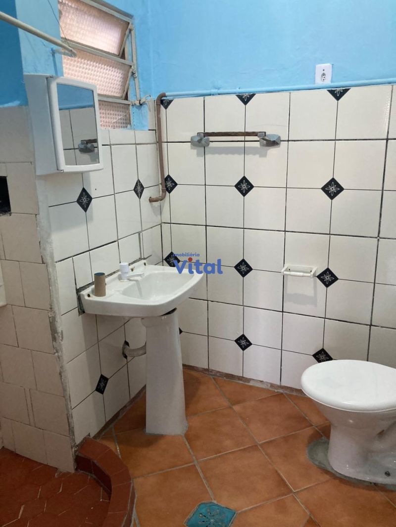 Casa 2D  no bairro FÁTIMA em CANOAS