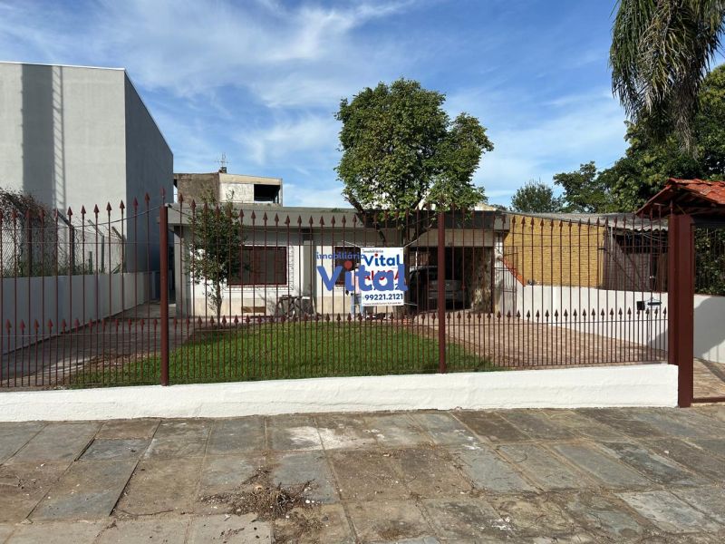 Casa 3 Quartos no bairro NOSSA SENHORA DAS GRAÇAS em CANOAS
