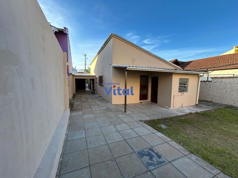 Casa 3D  no bairro FATIMA em CANOAS