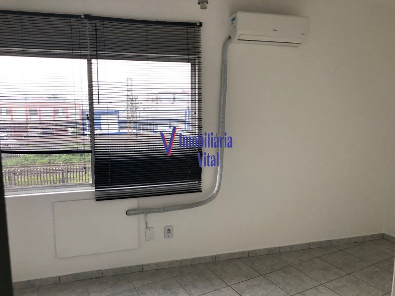 Apartamento 1D  no bairro FATIMA em CANOAS