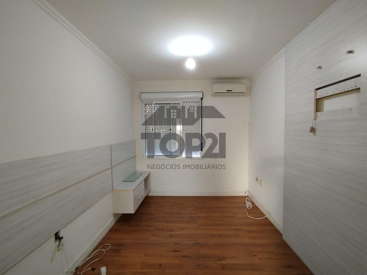 Casa Em Condomínio  no bairro Sarandi em Porto Alegre
