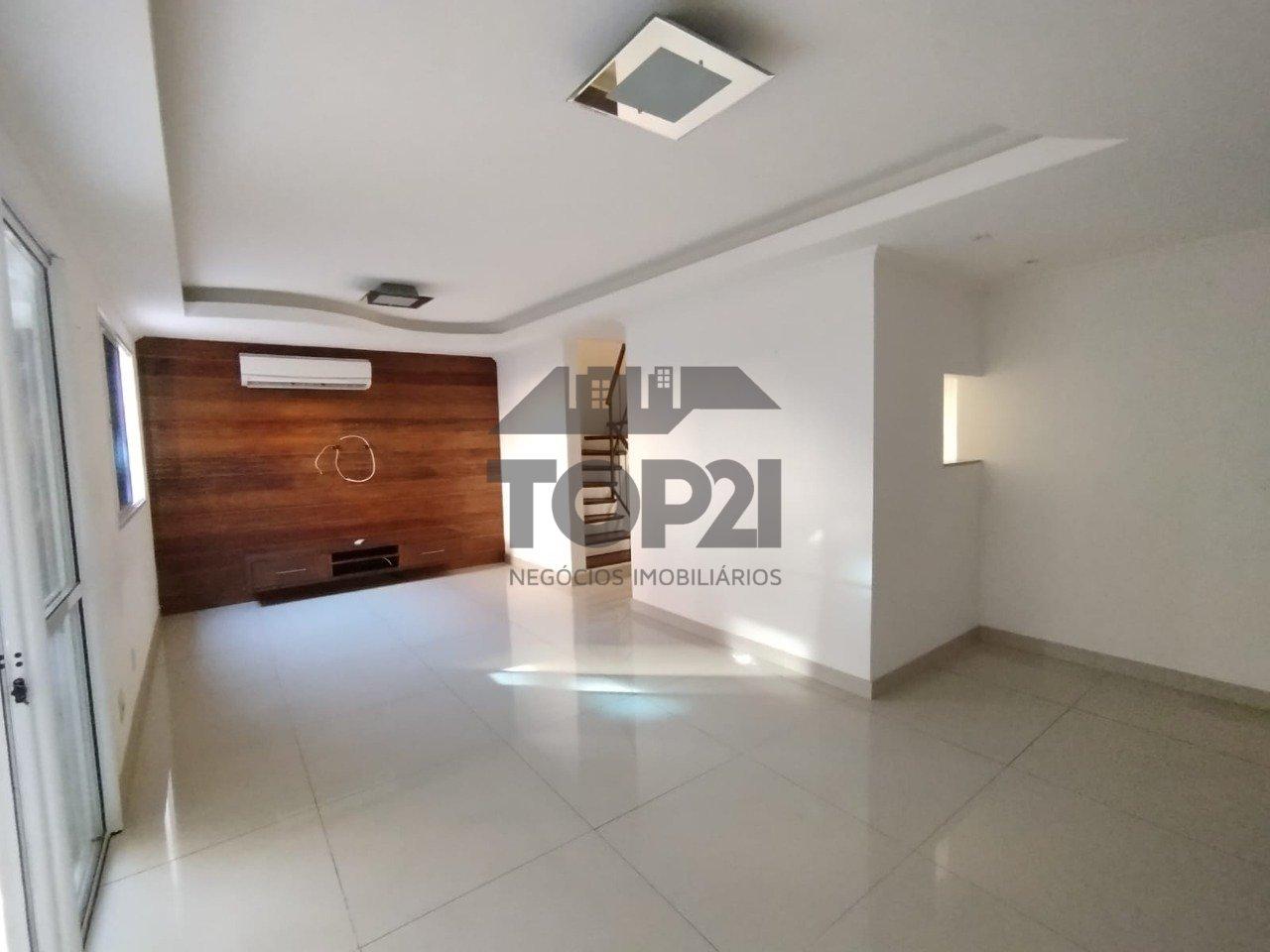 Casa Em Condomínio  no bairro Sarandi em Porto Alegre