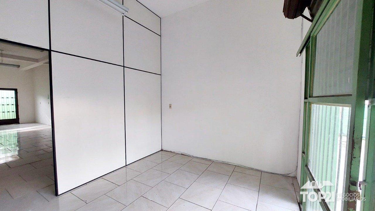 Loja no bairro Sarandi em Porto Alegre