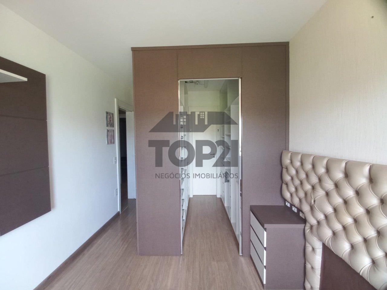 Casa Em Condomínio  no bairro Sarandi em Porto Alegre