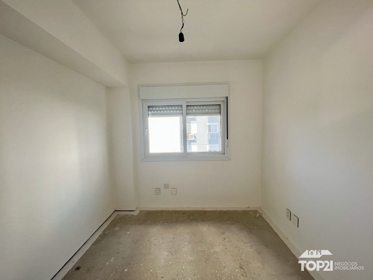 Apartamento  no bairro Jardim Lindoia em Porto Alegre