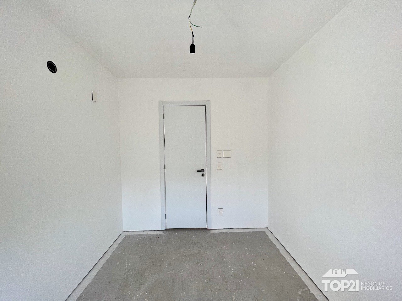 Apartamento  no bairro Jardim Lindoia em Porto Alegre