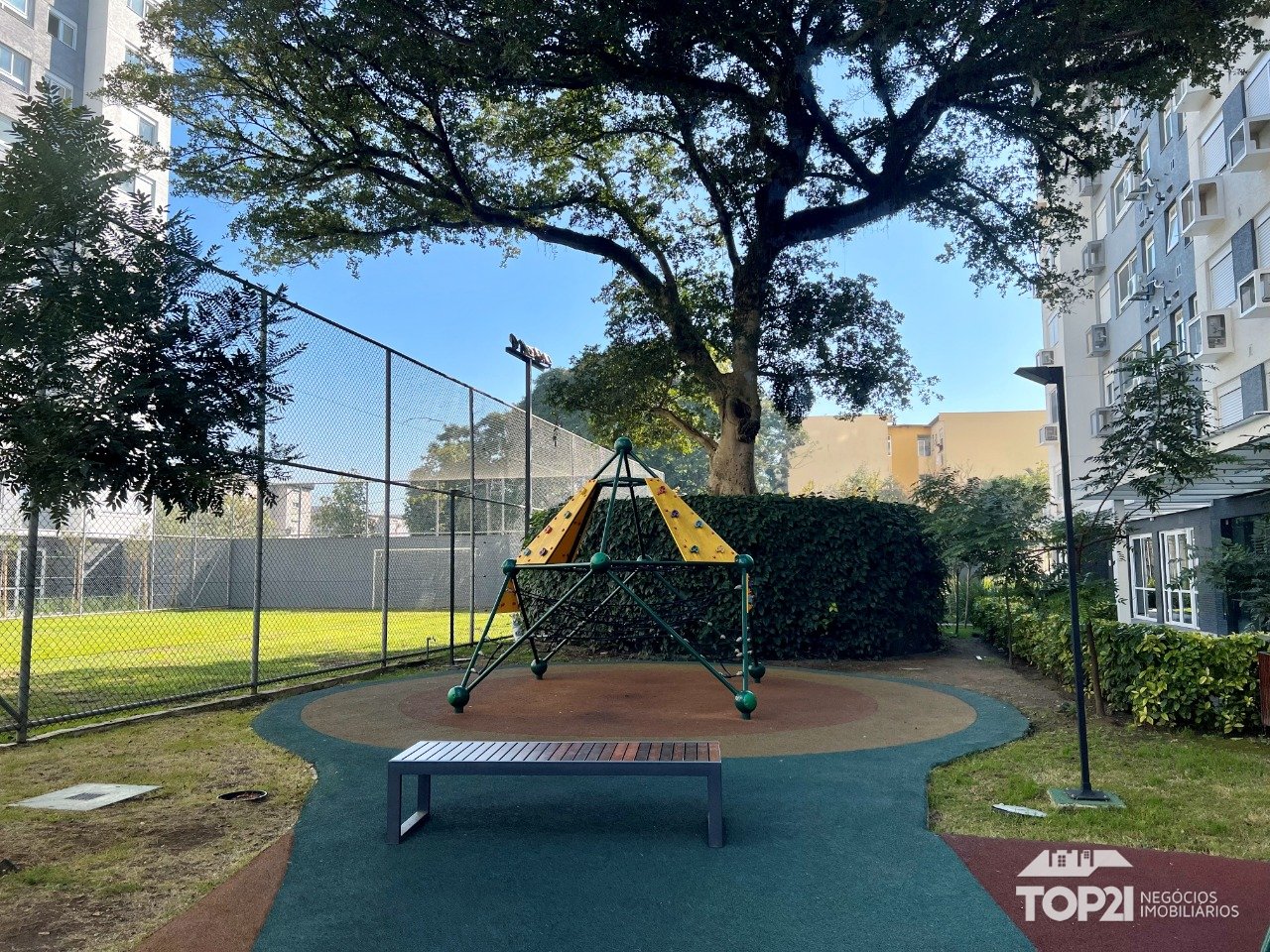 Apartamento  no bairro Jardim Lindoia em Porto Alegre