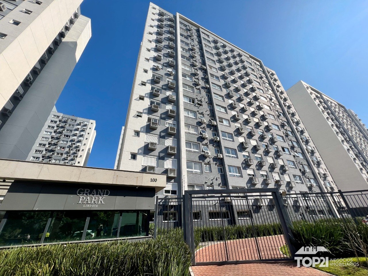 Apartamento  no bairro Jardim Lindoia em Porto Alegre