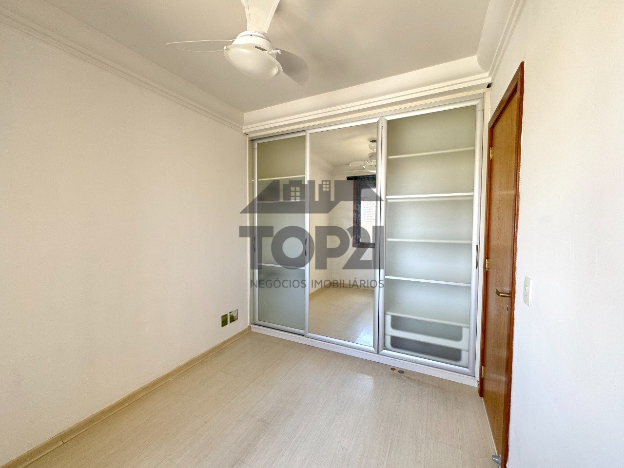 Apartamento  no bairro Passo Dareia em Porto Alegre