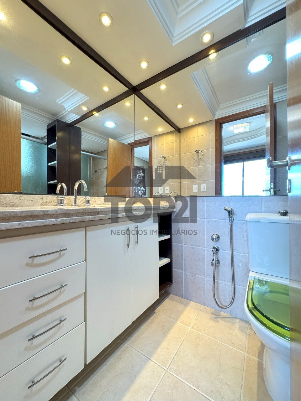 Apartamento  no bairro Passo Dareia em Porto Alegre