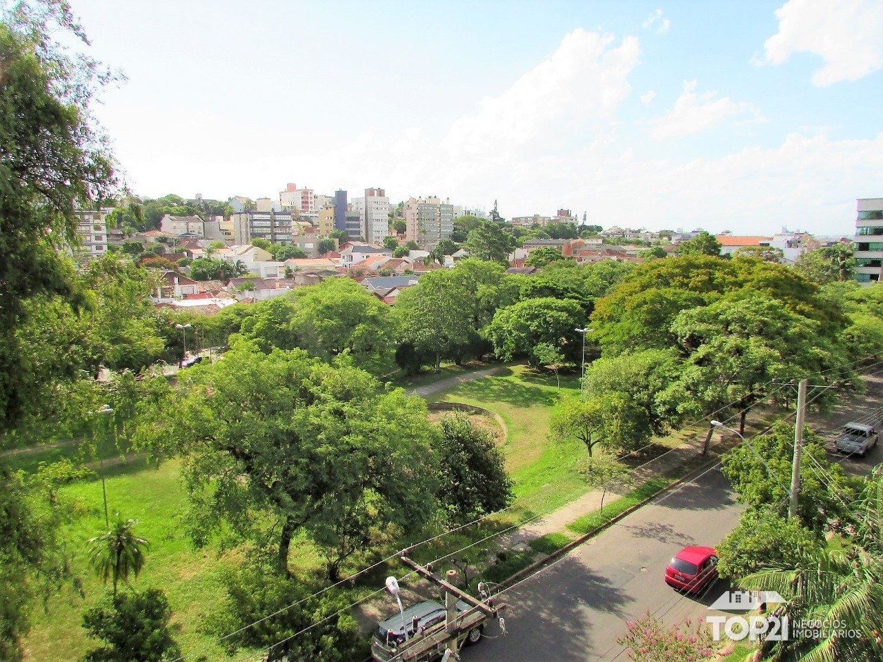 Apartamento  no bairro Jardim Lindoia em Porto Alegre
