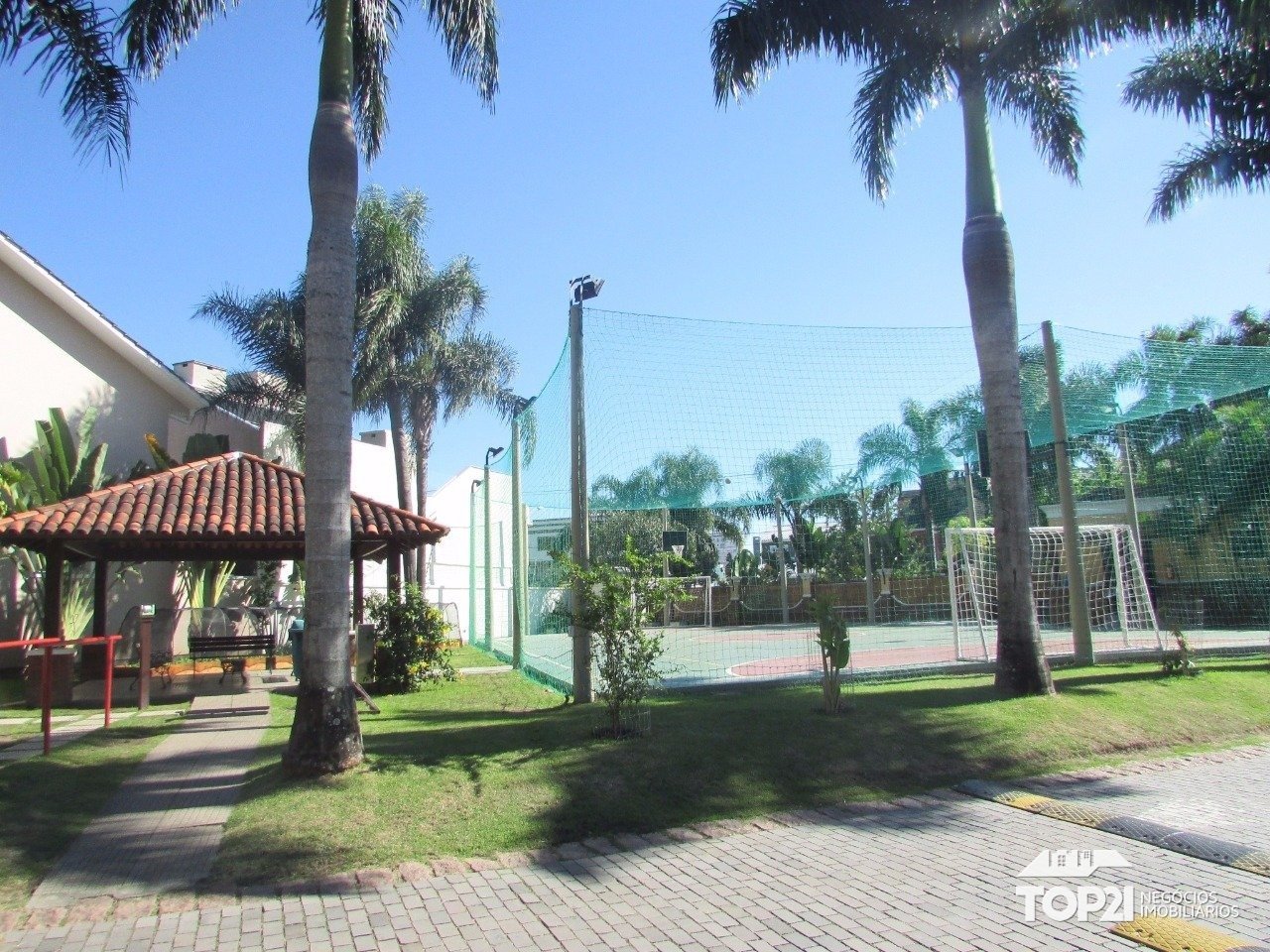 Terreno Em Condomínio  no bairro Sarandi em Porto Alegre