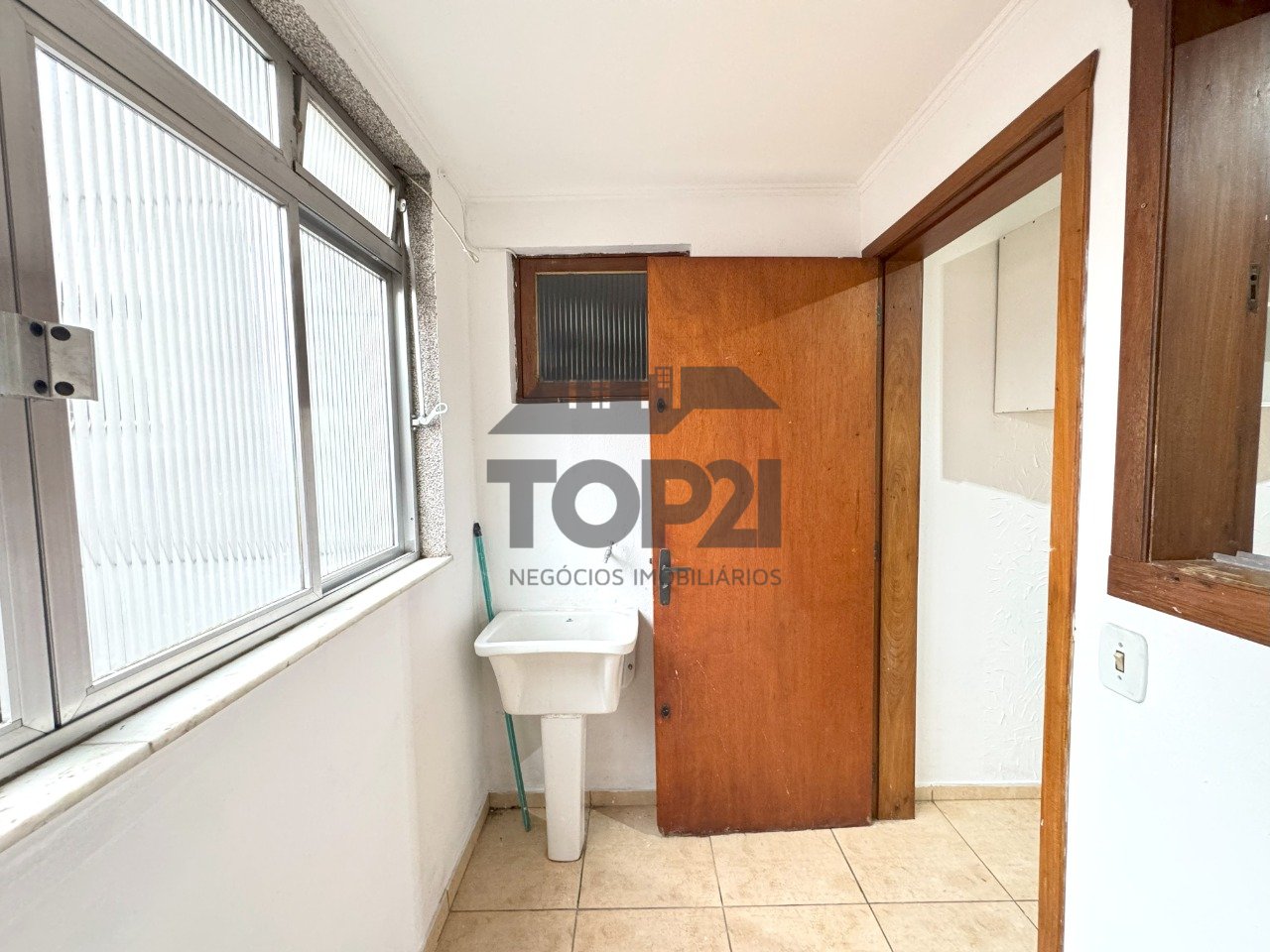 Apartamento  no bairro Sao Sebastiao em Porto Alegre