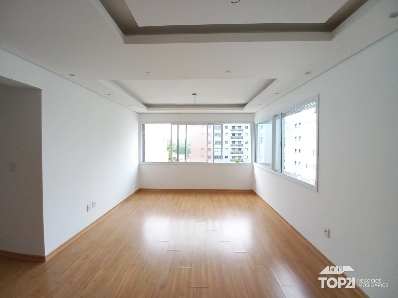 Apartamento  no bairro Passo Da Areia em Porto Alegre