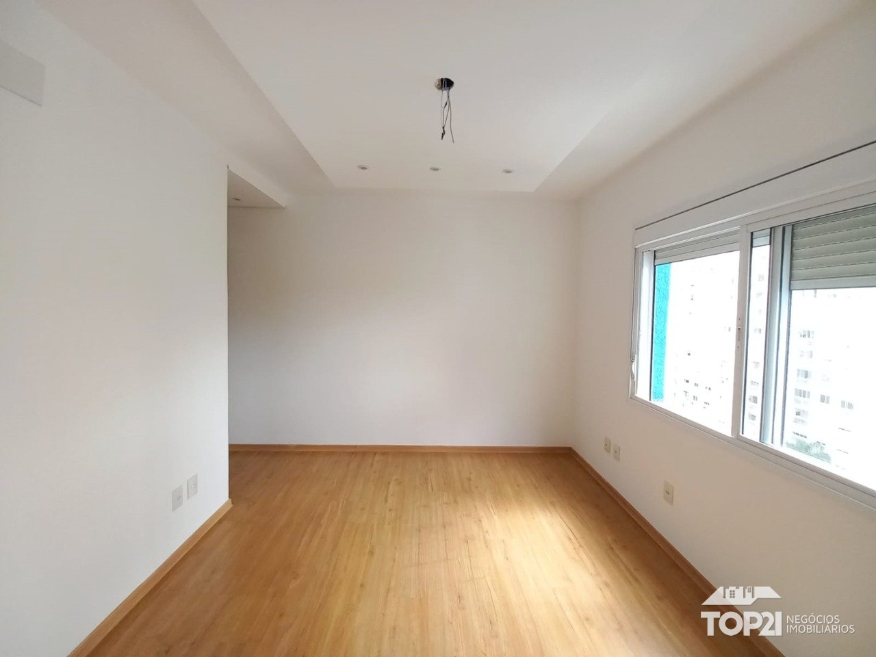 Apartamento  no bairro Passo Da Areia em Porto Alegre
