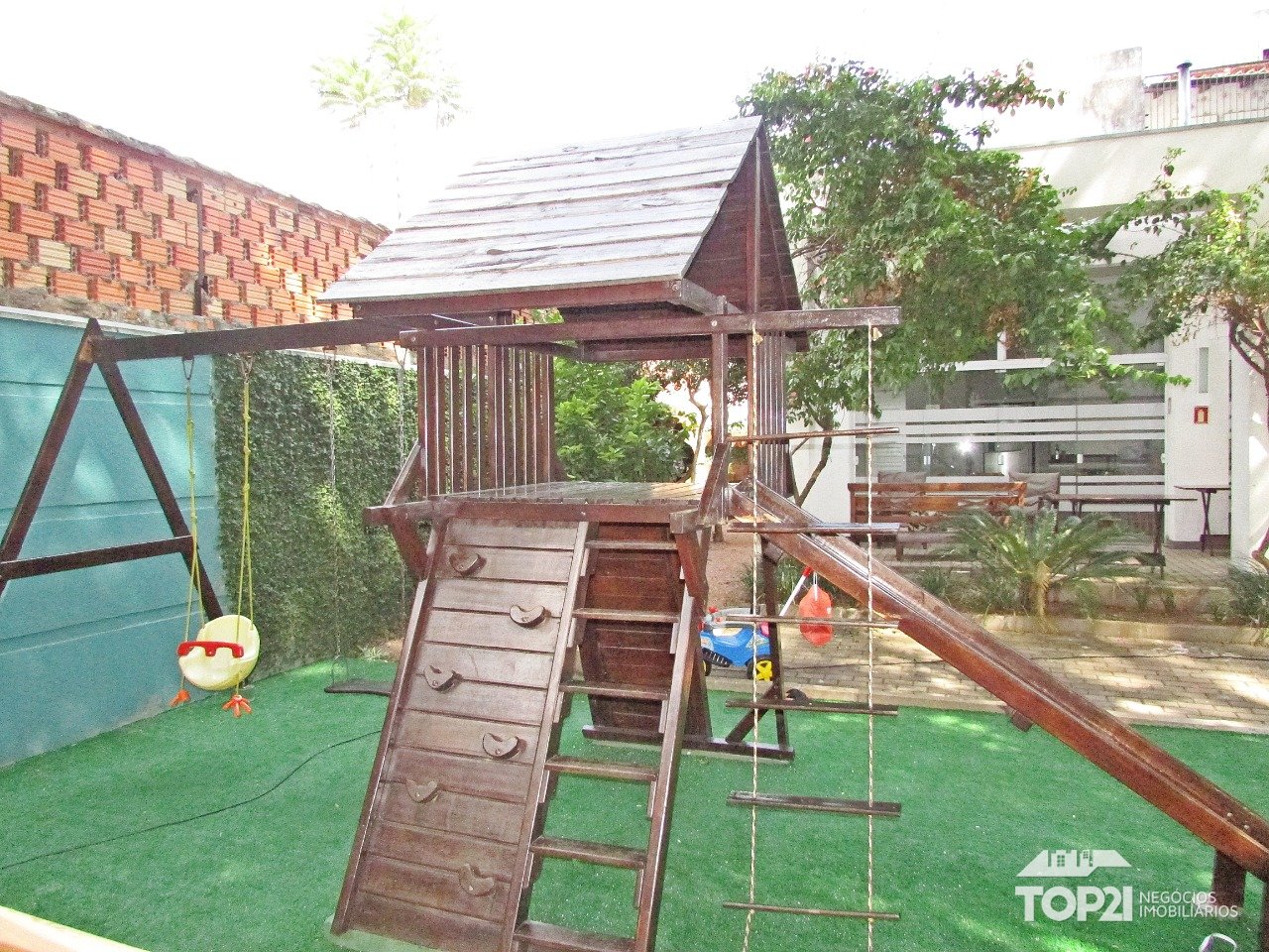 Apartamento  no bairro Passo Da Areia em Porto Alegre