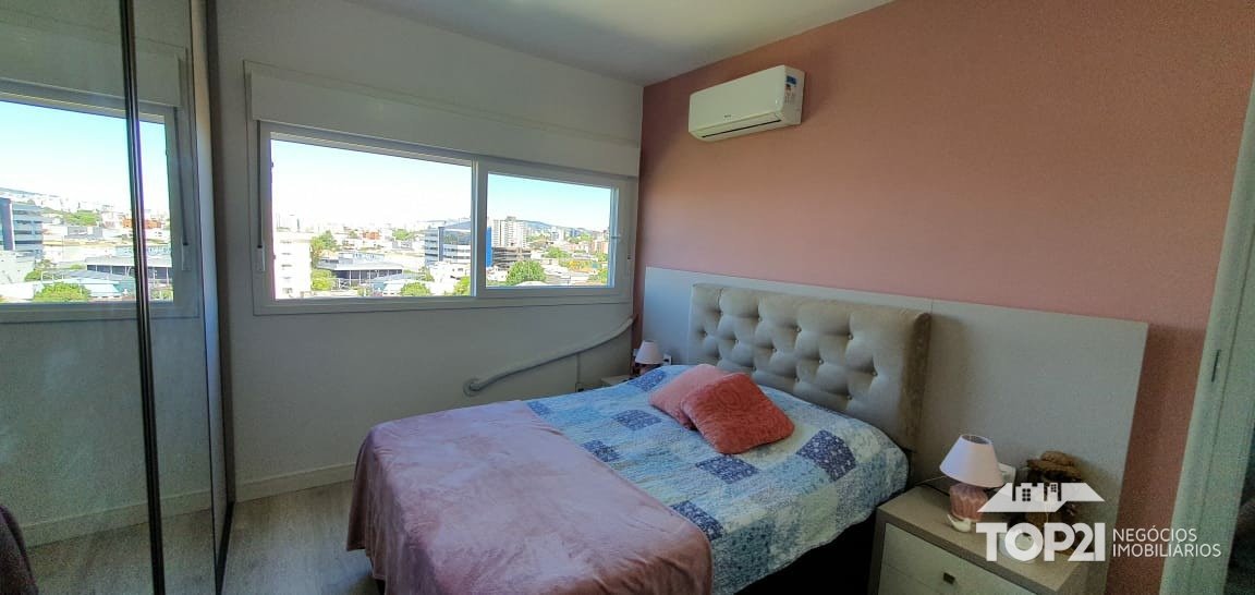 Apartamento  no bairro Navegantes em Porto Alegre