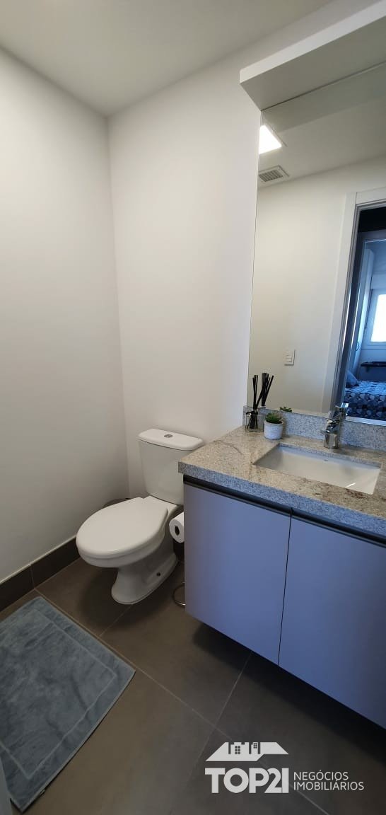 Apartamento  no bairro Navegantes em Porto Alegre
