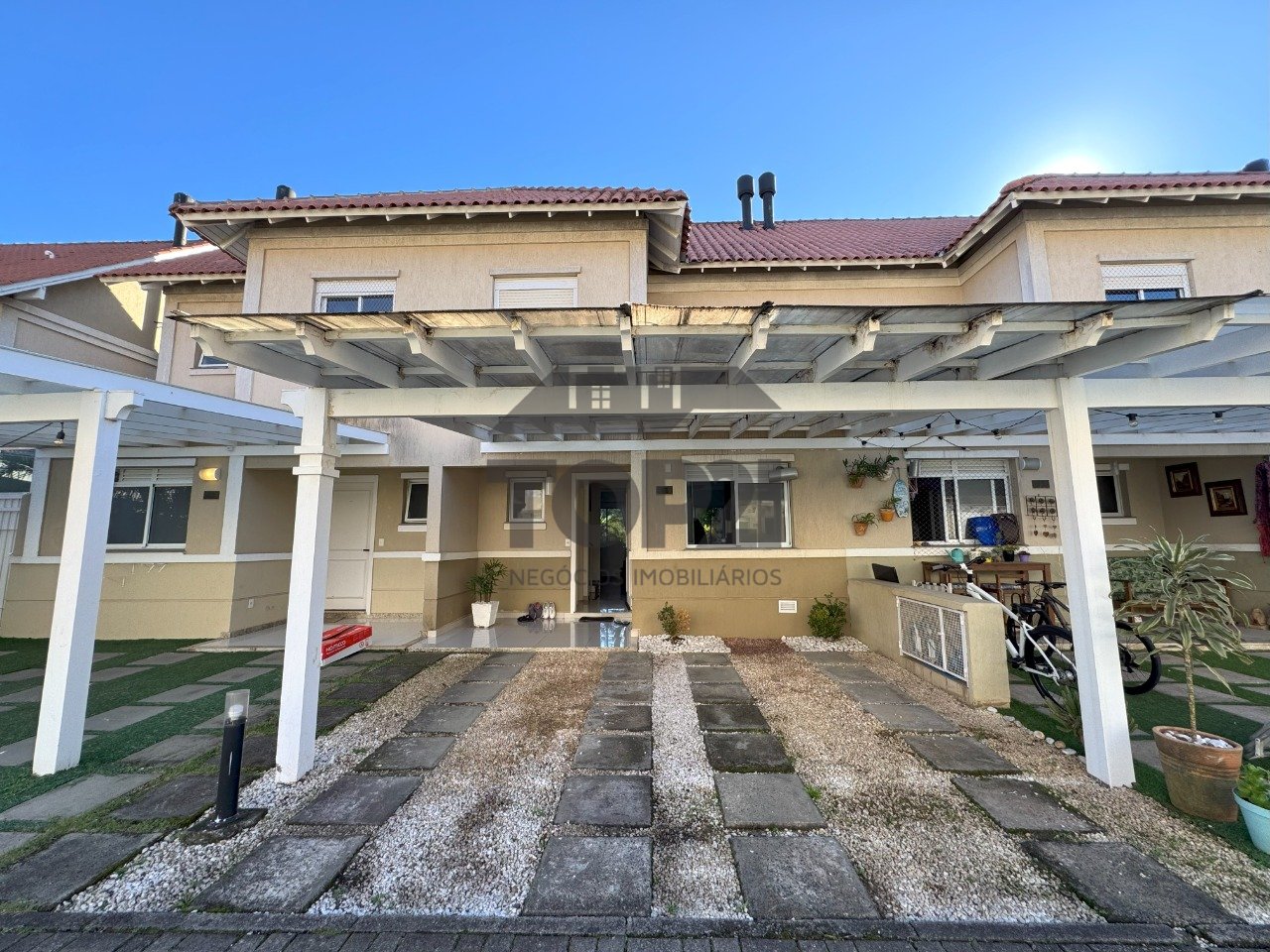 Casa em Condomínio 