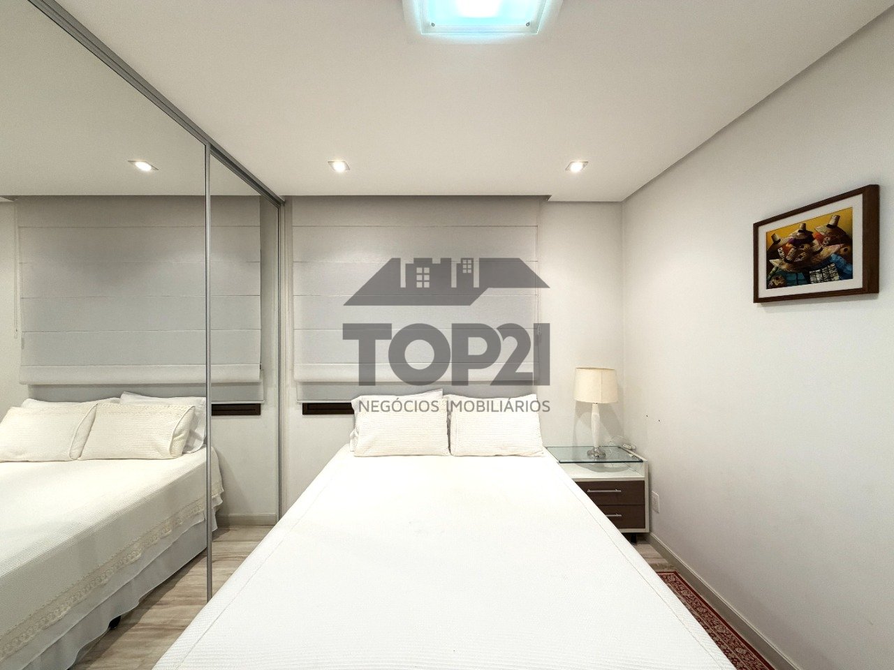 Apartamento  no bairro Três Figueiras em Porto Alegre