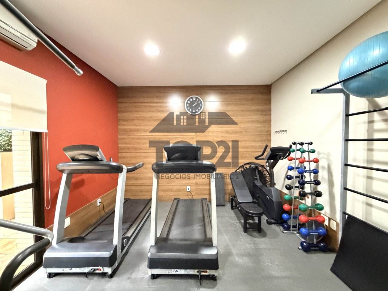 Apartamento  no bairro Três Figueiras em Porto Alegre