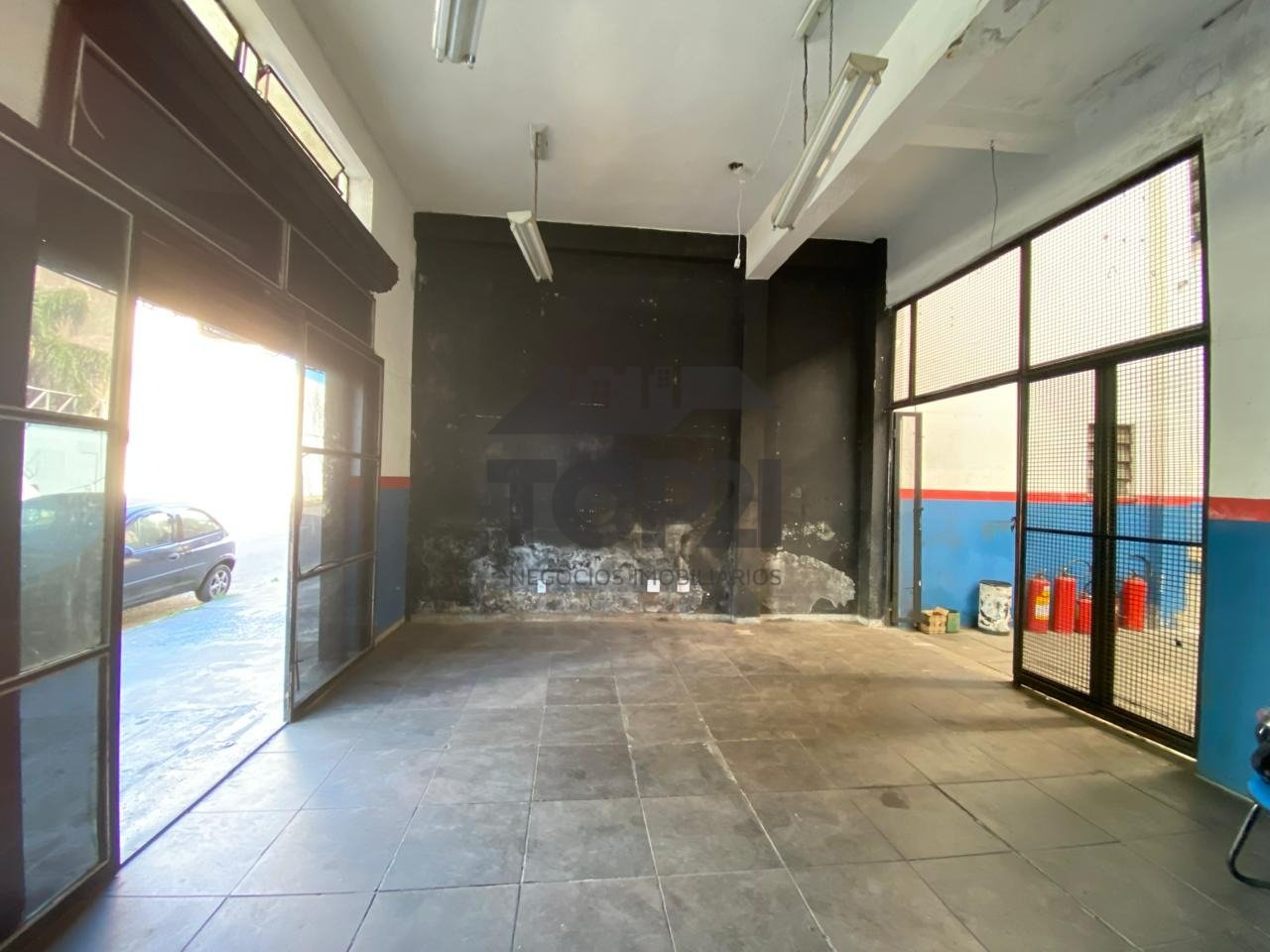 Loja no bairro Sao Geraldo em Porto Alegre