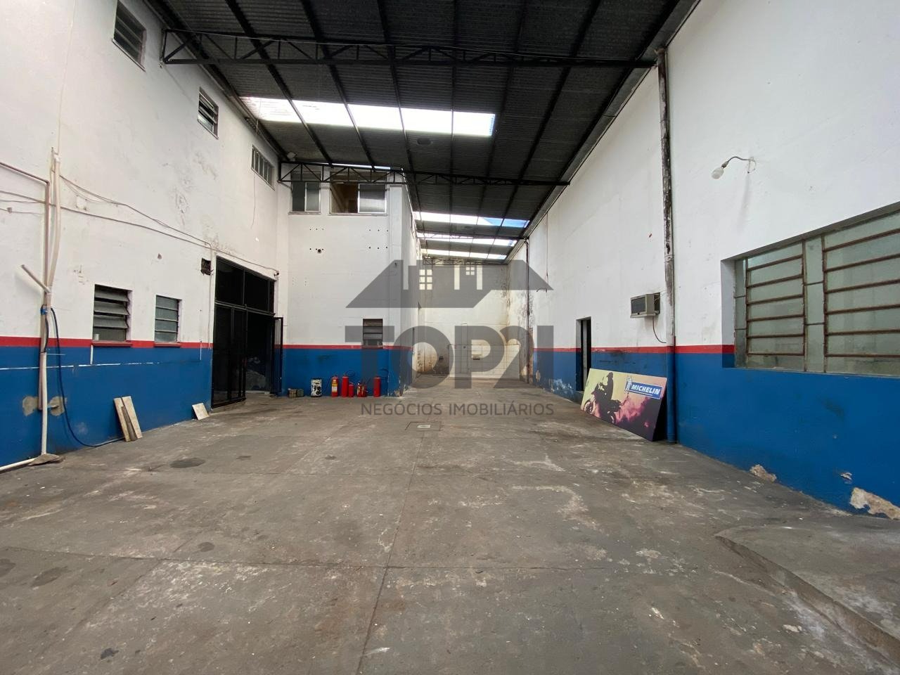 Loja no bairro Sao Geraldo em Porto Alegre