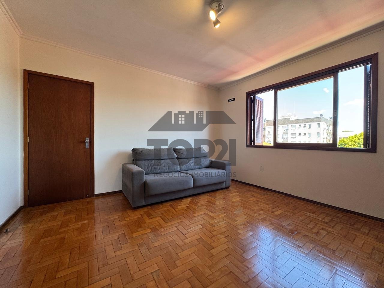 Apartamento  no bairro Barao Do Cahy em Porto Alegre