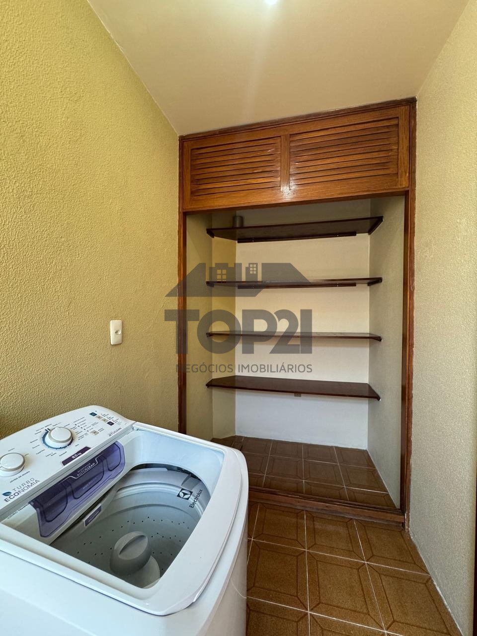 Apartamento  no bairro Barao Do Cahy em Porto Alegre