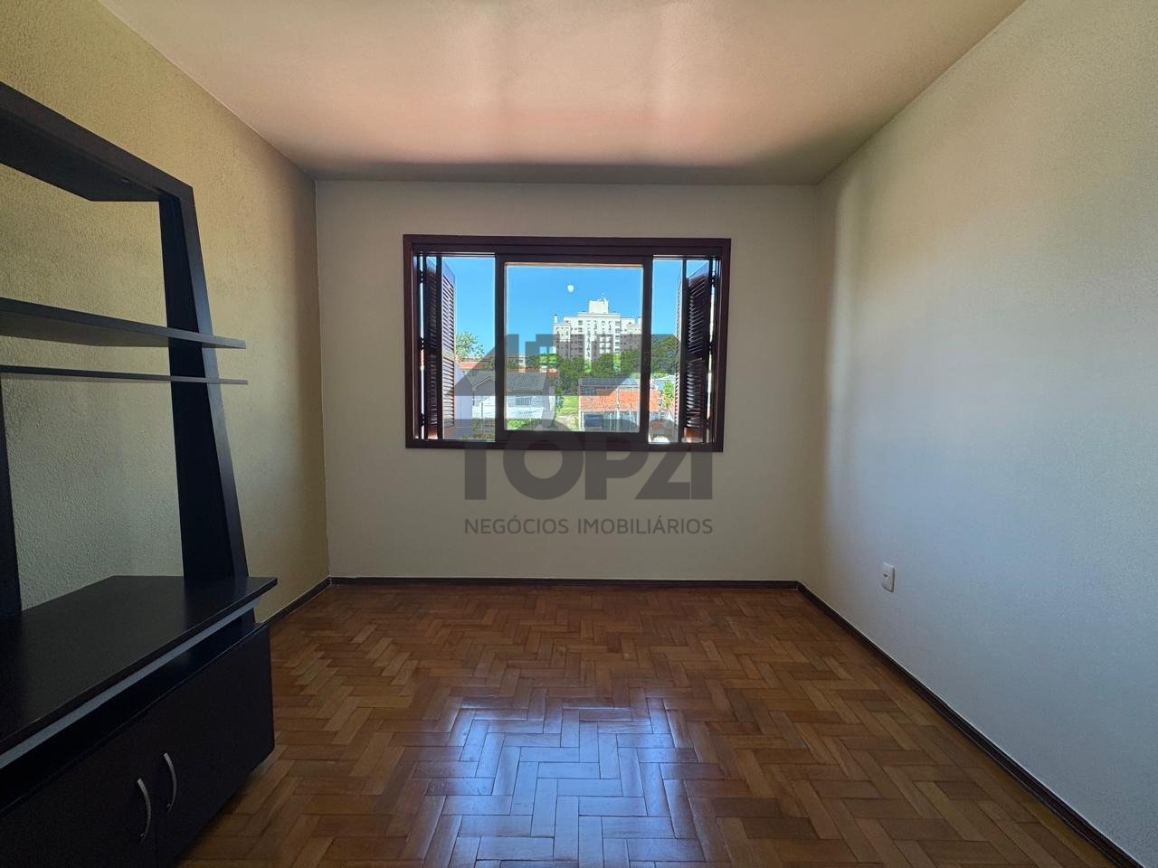 Apartamento  no bairro Barao Do Cahy em Porto Alegre