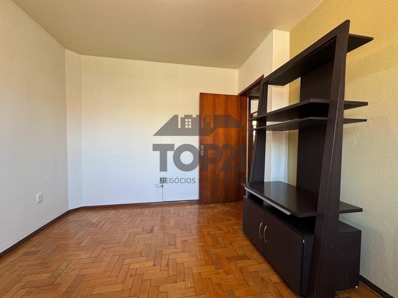 Apartamento  no bairro Barao Do Cahy em Porto Alegre
